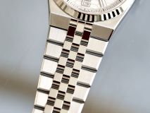 Rolex Land-Dweller